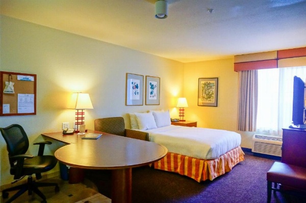 Larkspur Landing Pleasanton - An All-Suite Hotel image 9